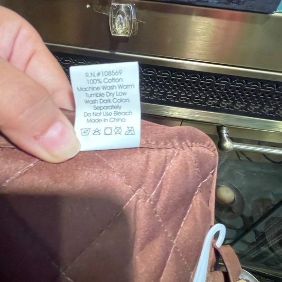 3~Pcs Chef 100% Cotton Kitchen Sets: 1~Oven Mitt, & 2~ Pot Holder 100%Cotton - Picture 6 of 6